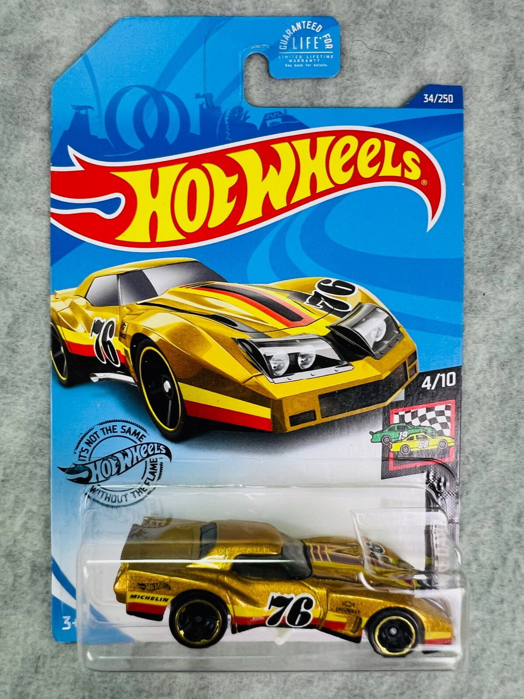 🔥🔥🔥Hot Wheels HW Race Day '76 Greenwood Corvette #34 Gold H24🔥🔥🔥