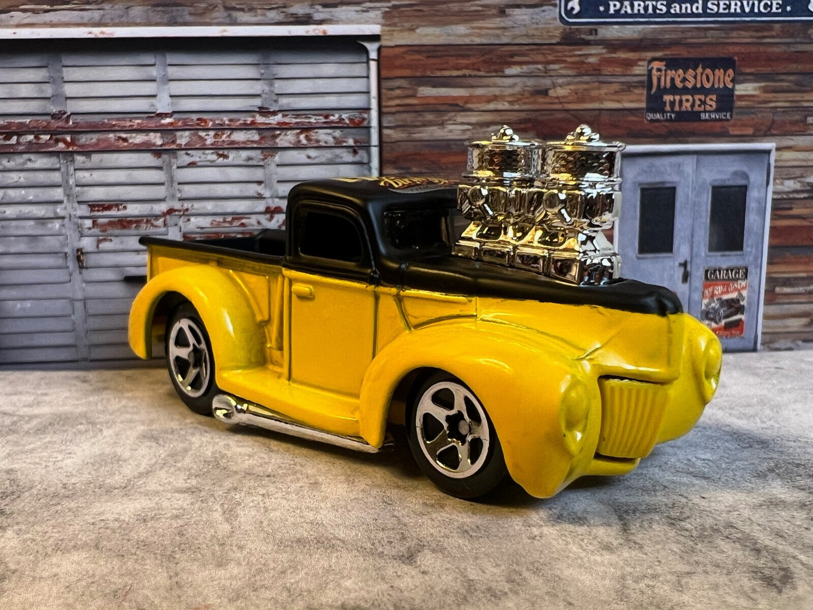 🇺🇸Hot Wheels 1/64 DieCast  1941 Ford Pickup  Car Flying 41 Yellow Black C4🇺🇸