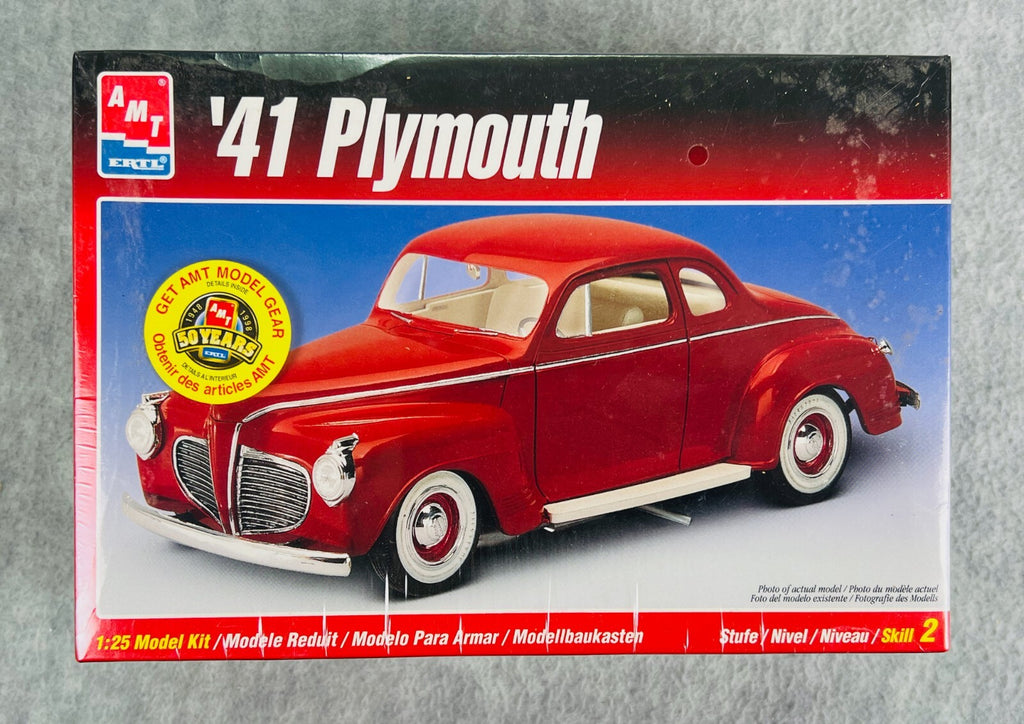 🇺🇸AMT ERTL 1941 '41 Plymouth Model Kit 1/25 Scale New Sealed Unbuilt🇺🇸