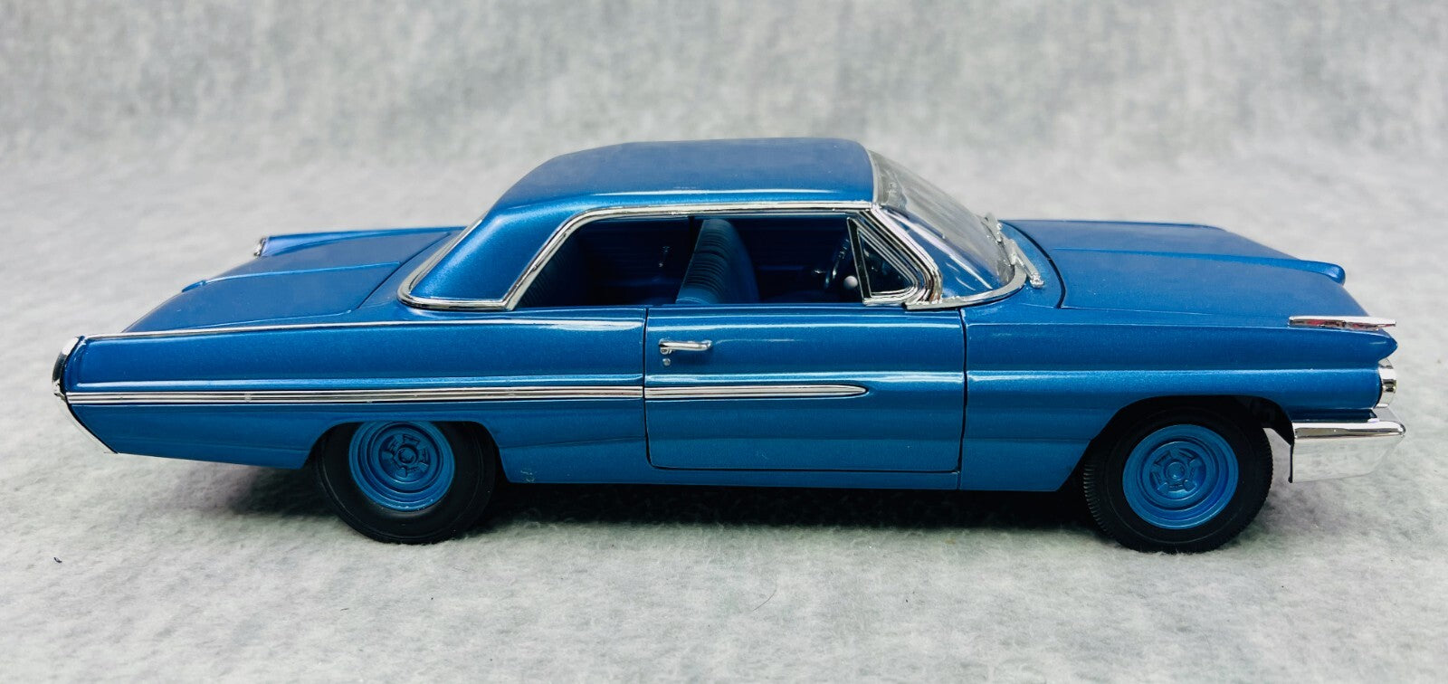 🔥AMERICAN MUSCLE ERTL 1962 PONTIAC CATALINA 421SD  BLUE HOBBY EDITION 1 OF 5000