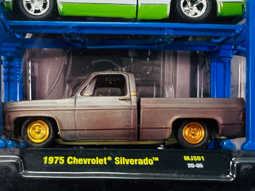 🇺🇸M2 Machines AUTO LIFT 1975 CHEVROLET SILVERADO  MiJo Speed Shop CHASE🇺🇸