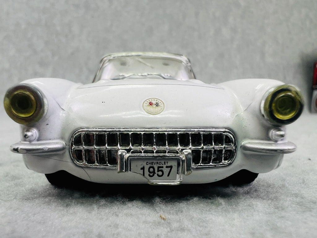🇺🇸Kinsmart 1957 Chevrolet Corvette 1:34 Scale Diecast Model White 5"🇺🇸