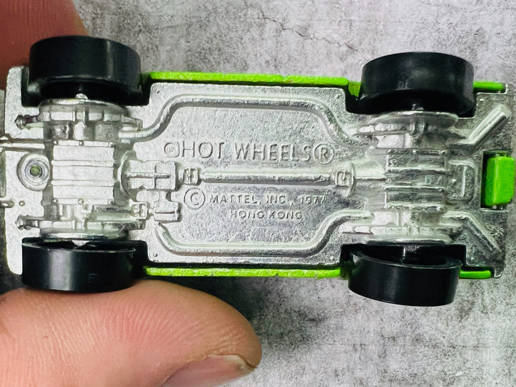 🇺🇸 Hot Wheels Bywayman Eagle Chevy Pick Up Truck Neon Green Hong Kong C7🇺🇸