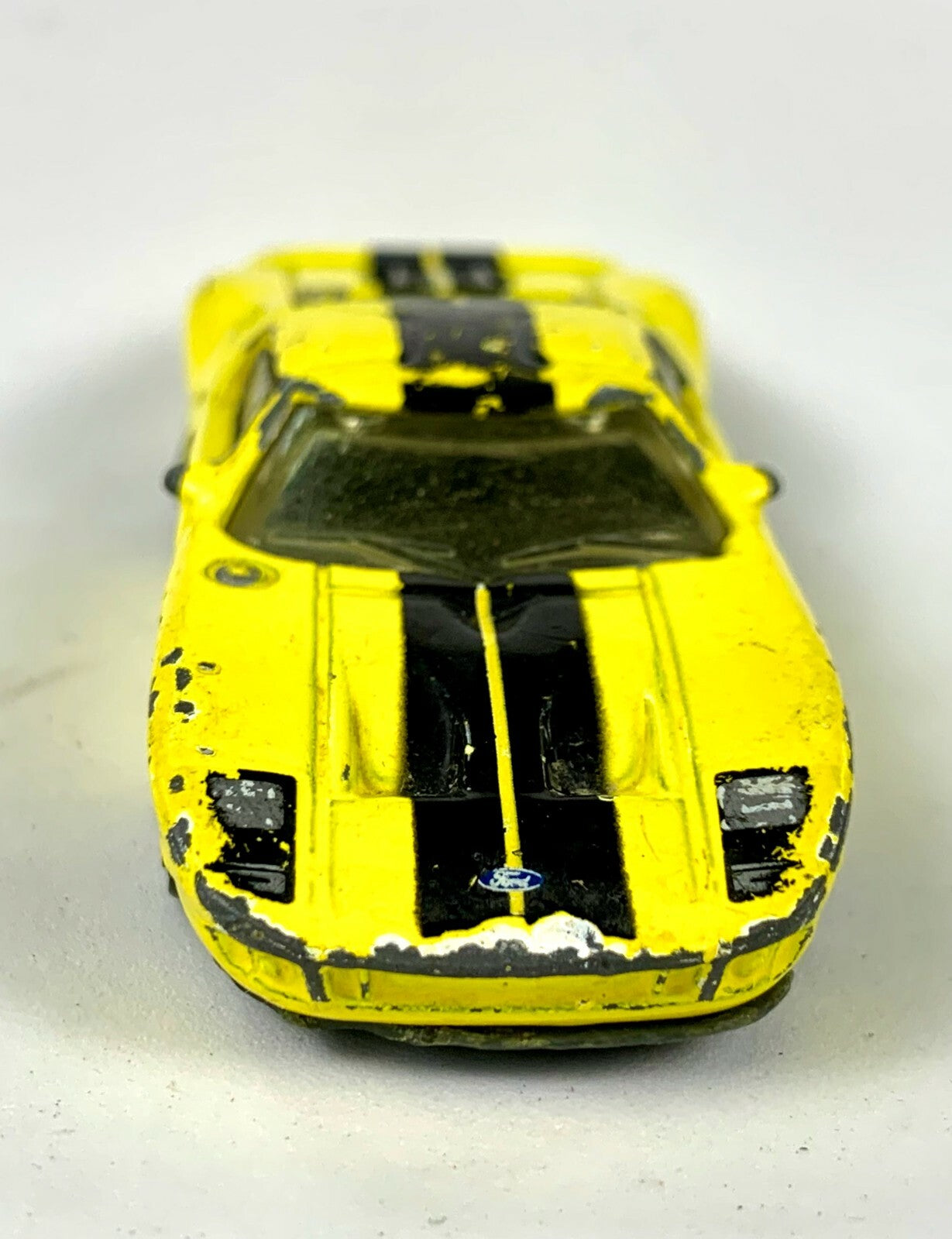 🔥🔥🔥🔥Matchbox 2005 Ford GT Yellow Diecast MB671 2004 1/62 Scale 2004🔥🔥🔥🔥