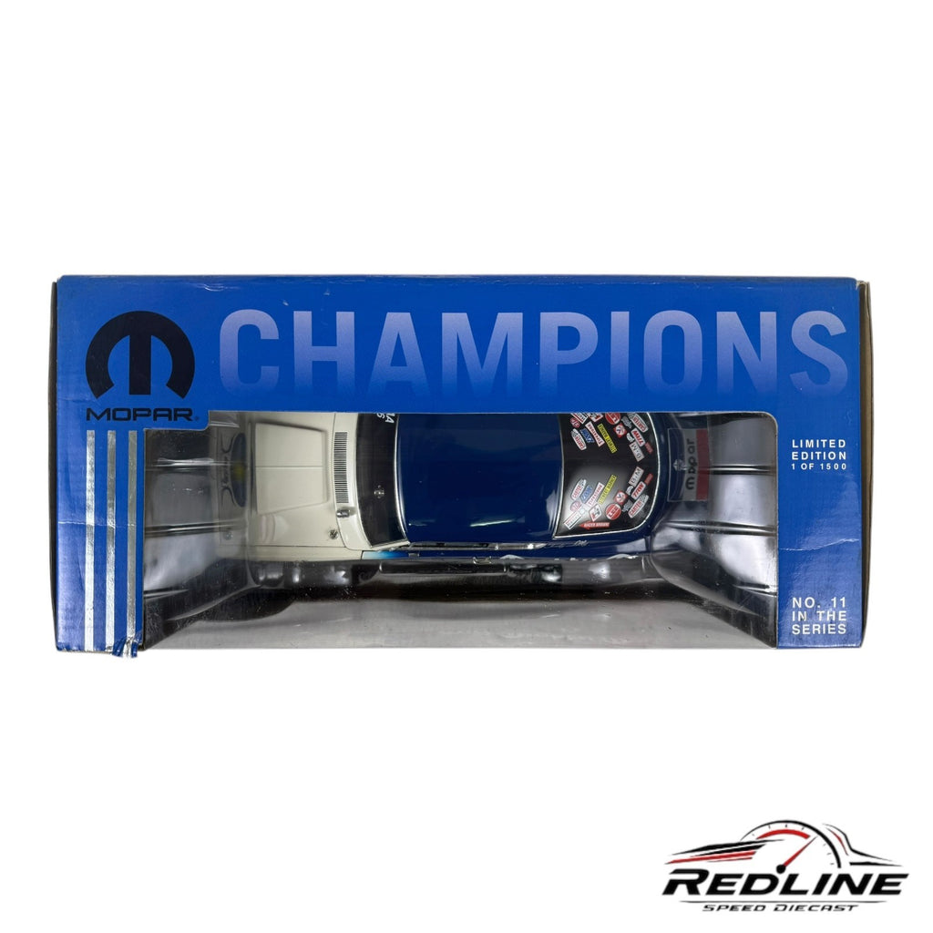 🏁Mighty Miss Mopar 1968 Plymouth Hemi Barracuda Mopar Champions Diecast 1:18 C1