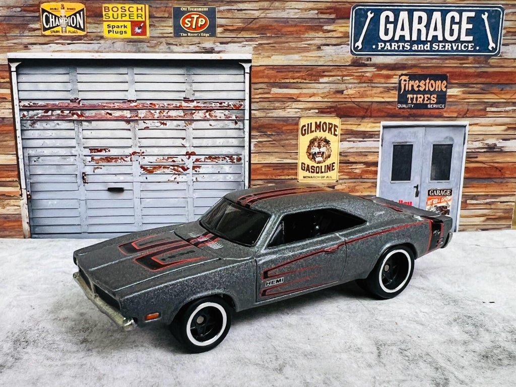 🔥🔥🔥Hot Wheels Phil's Garage '69 DODGE Charger Real Riders C20🔥🔥🔥