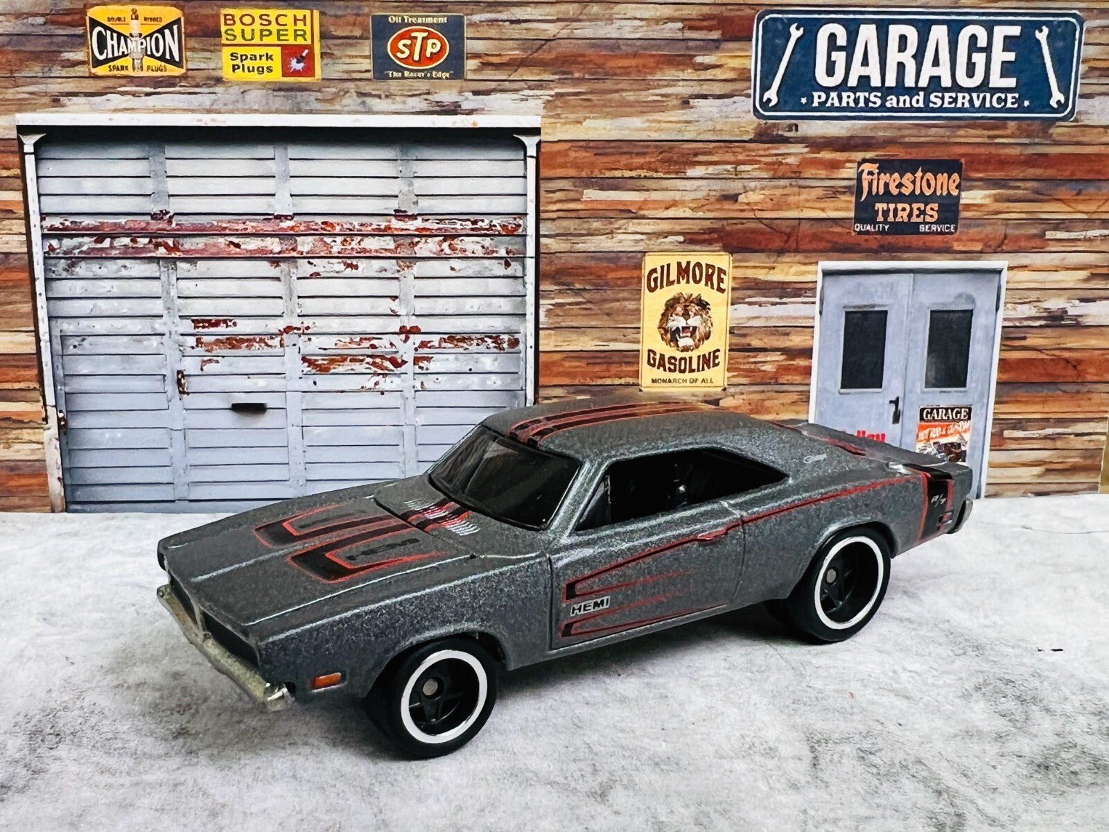 🔥🔥🔥Hot Wheels Phil's Garage '69 DODGE Charger Real Riders C20🔥🔥🔥