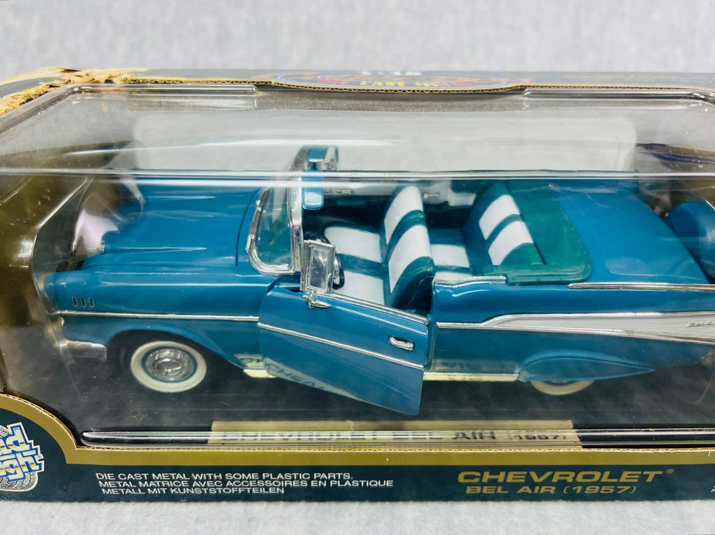 🇺🇸🇺🇸Road Tough 1 1957 Chevrolet BEL AIR Convertible Diecast Blue 1/18🇺🇸🇺