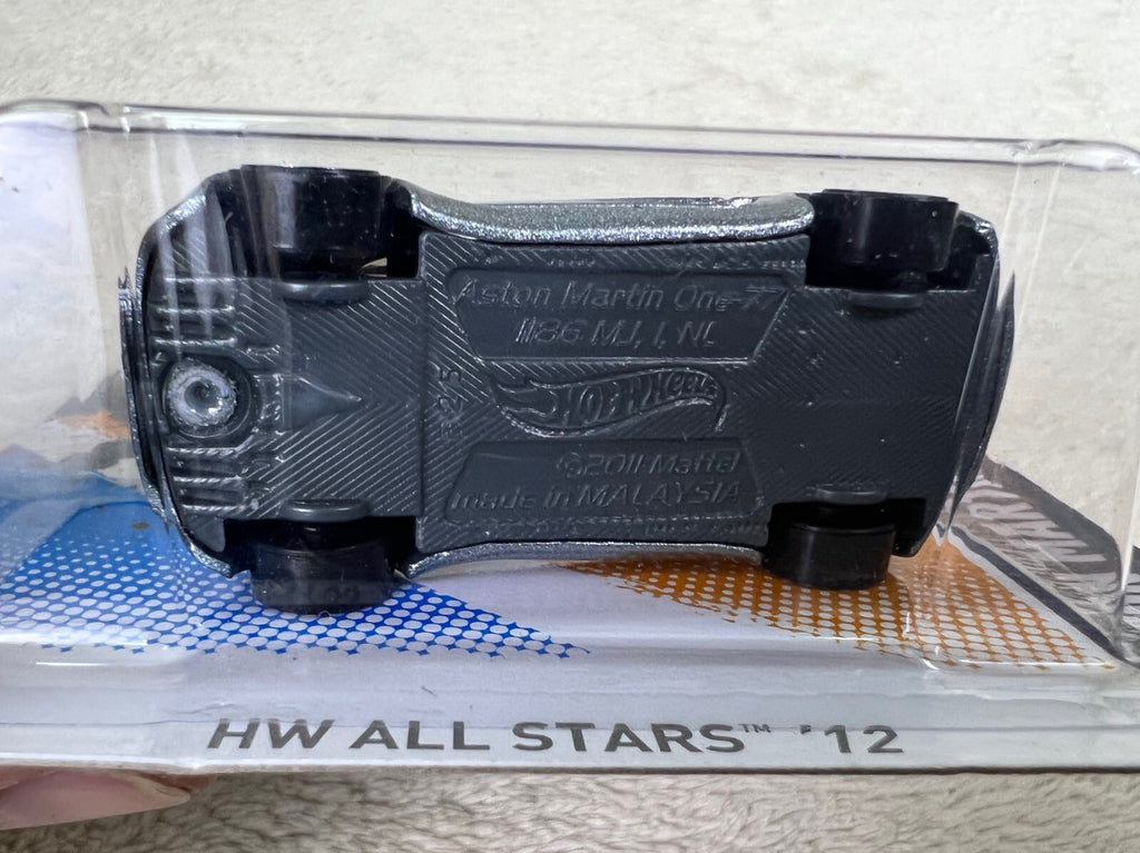 🇬🇧🇬🇧Hot Wheels Aston Martin One-77 HW All Stars '12  Silver/Zamac HW12🇬🇧