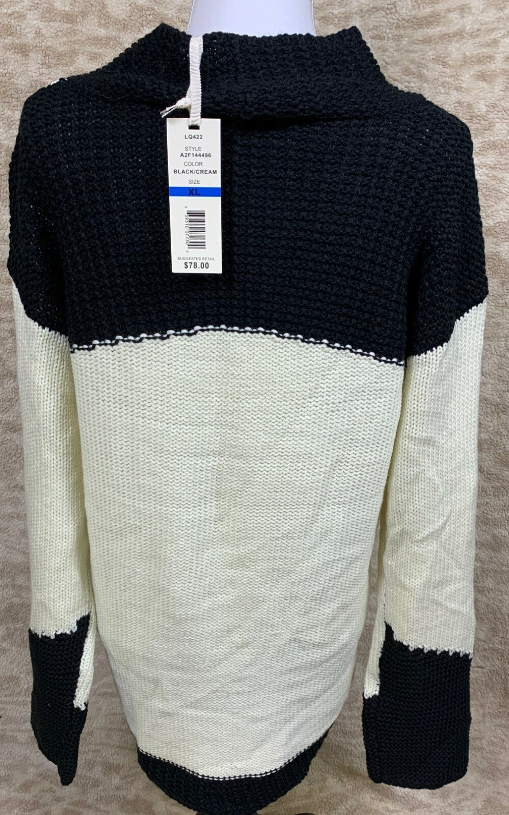NEW ONEA Women's Size XL Heavy Knit  Black/White Sweater  Regular 78$