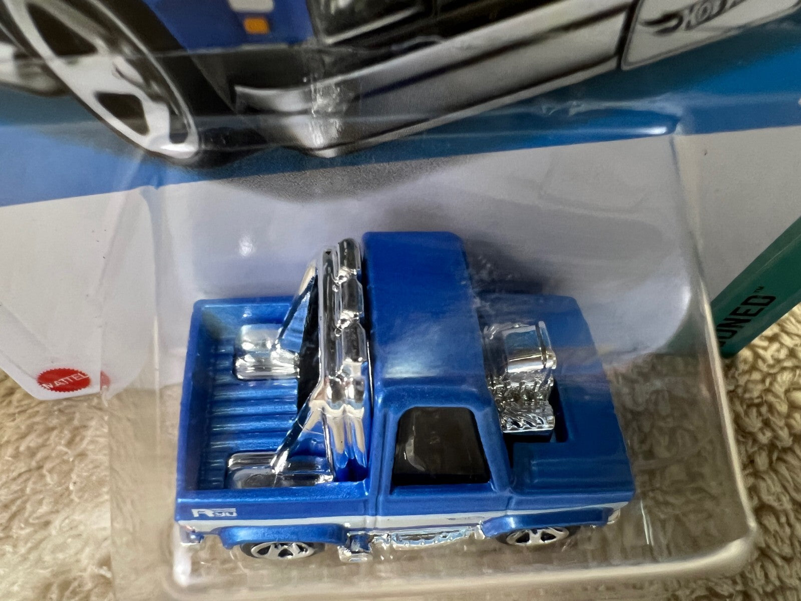 🇺🇸Hot Wheels Toon'd '83 Chevy Silverado Tooned Series  Blue NEW HW05🇺🇸