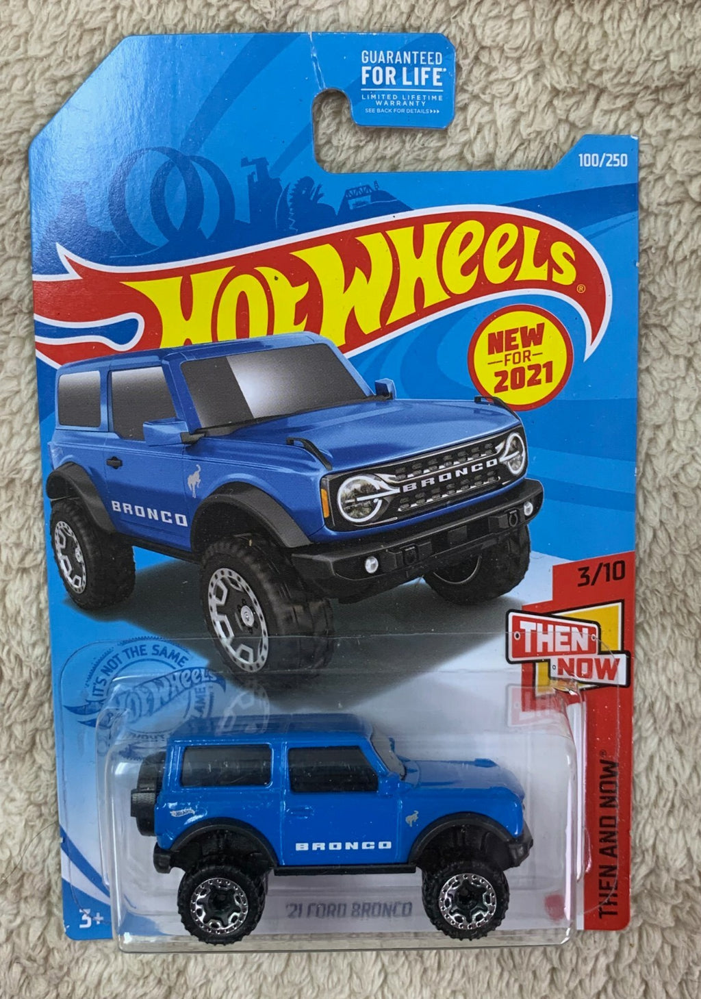 🔥🔥HOT WHEELS D CASE NEW CASTING ‘21 FORD BRONCO THEN AND NOW 100/250 HW19🔥🔥