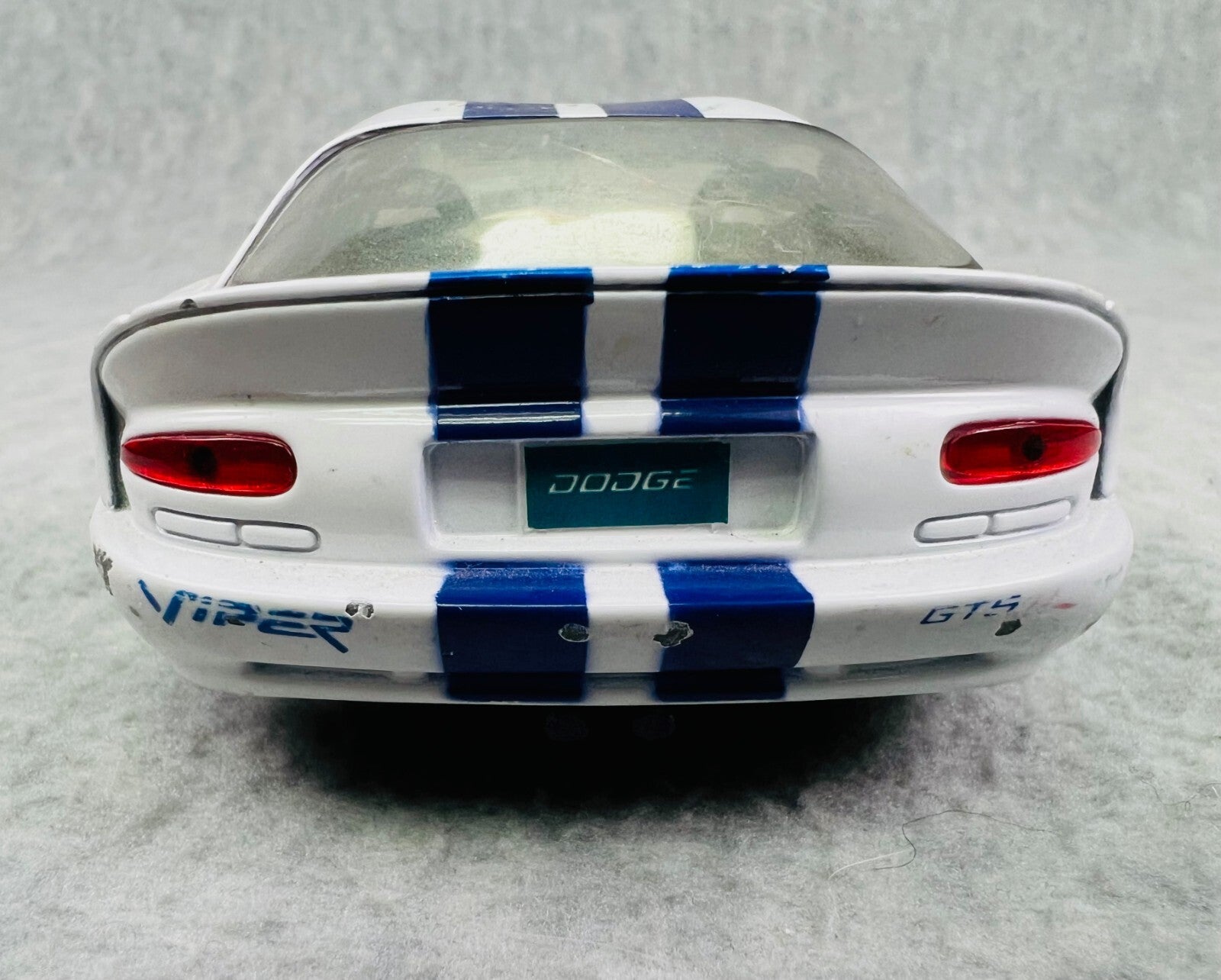 🇺🇸🇺🇸Maisto White 1997 Dodge Viper GTS Special Edition 1:24 Diecast🇺🇸🇺🇸