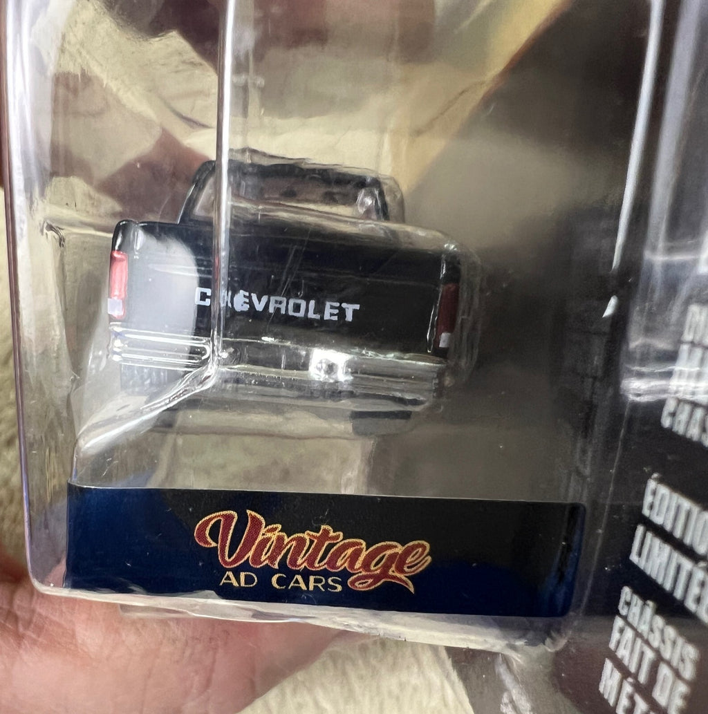 🔥🔥🔥Greenlight Vintage Ad Cars 1983 Chevrolet S-10 Maxi Cab HW15🔥🔥🔥