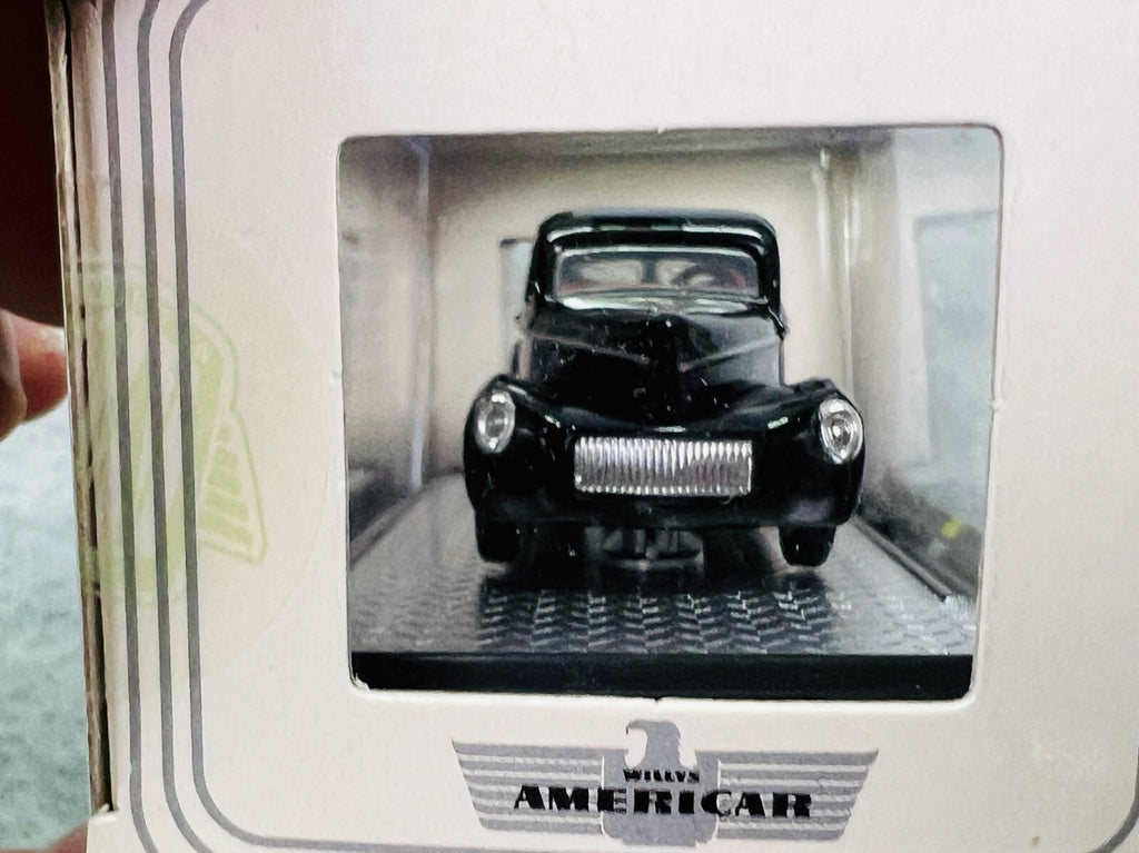 🇺🇸M2 Machines 1941 Willys Coupe R66 21-29  CHASE Willys Americar Series H26