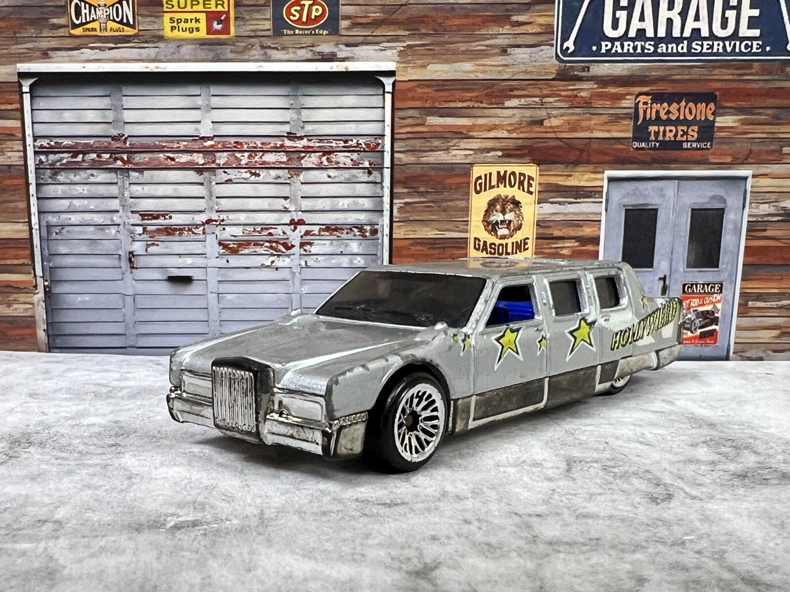 🔥🔥🔥Hot Wheels 1990 Hollywierd Limousine Silver C14🔥🔥🔥