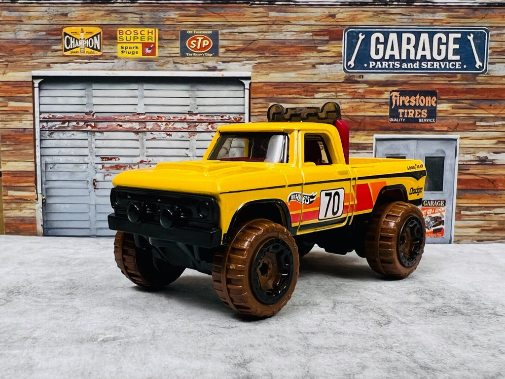 🇺🇸🇺🇸Hot Wheels '70 Dodge Power Wagon Yellow Baja Blazers C17🇺🇸🇺🇸