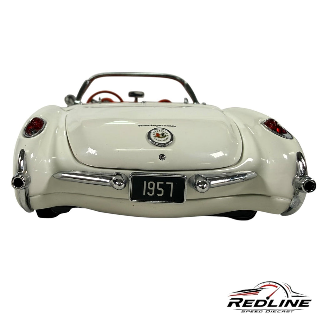 🦅Danbury Mint 1957 Corvette Roadster White & Silver Limited Edition 1:24 C2🦅