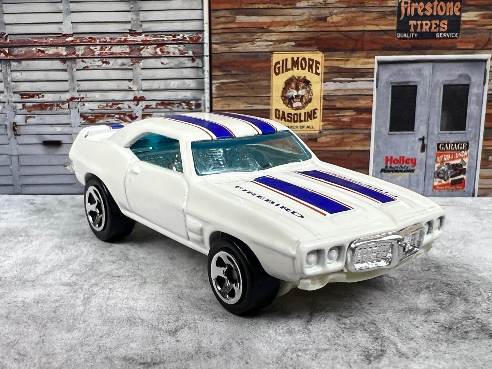 🔥🔥🔥Hot Wheels ‘69 Pontiac Firebird T/A 05 First Editions White C8🔥🔥🔥