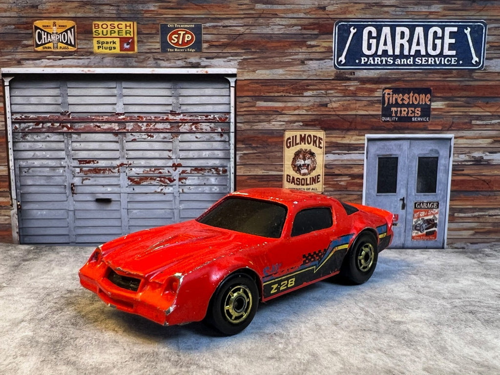 🇺🇸🇺🇸 Hot Wheels Camaro Z-28 Red The Hot Ones Gold Hubs C5🇺🇸🇺🇸