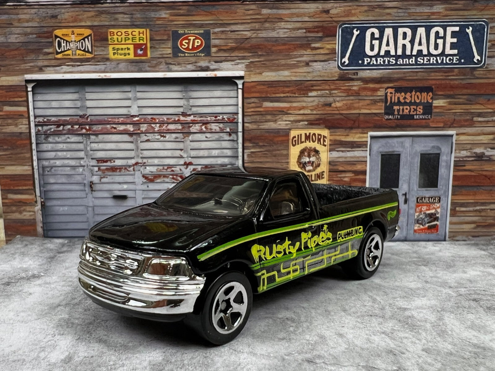🔥🔥🔥🔥Hot Wheels 1997 Black Ford F-150 Pickup Rusty Pipes Plumbing C11🔥🔥🔥🔥