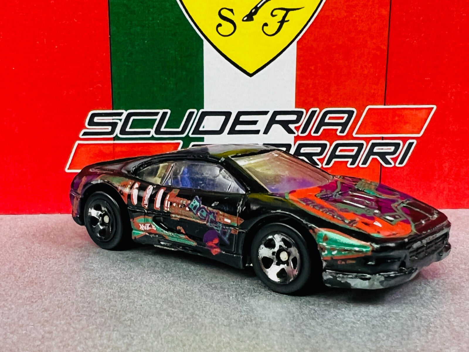 🇮🇹🇮🇹Hot Wheels  Ferrari 355 Black Rockin' Rods 1/64th Scale C22🇮🇹🇮🇹