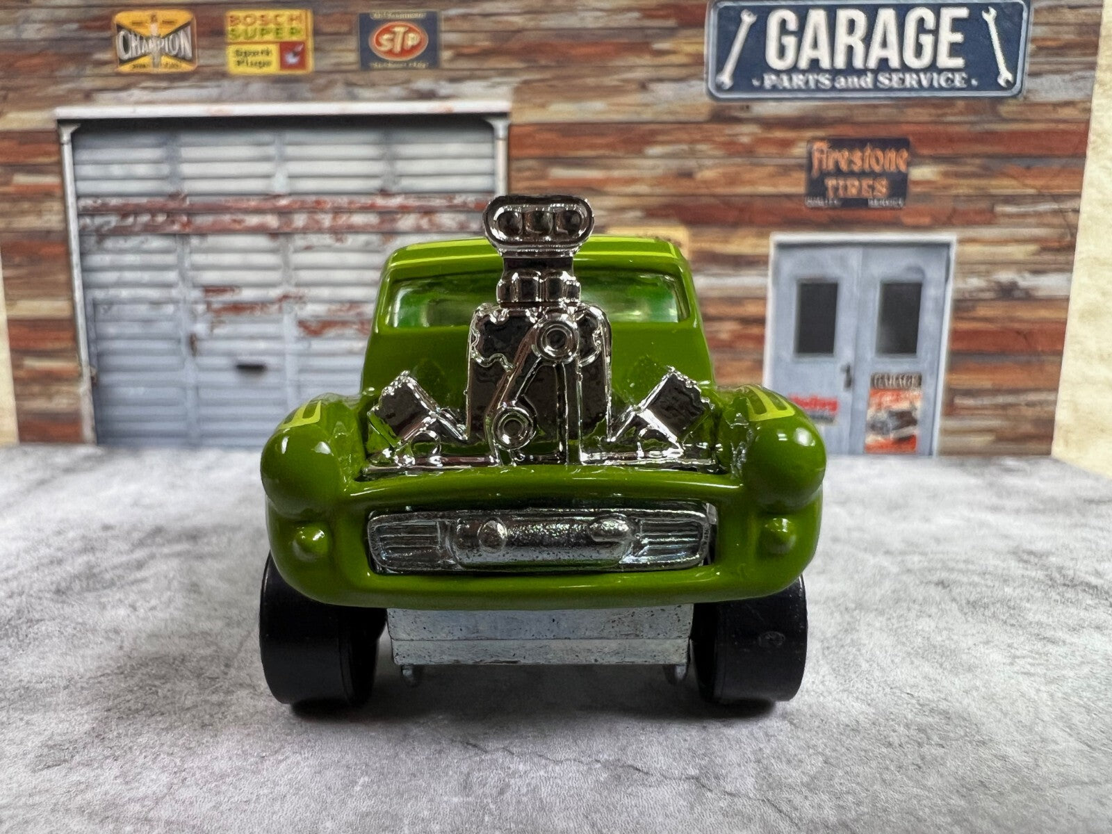 🔥🔥🔥Hot Wheels The Hot One MG Rover CHASE Green🔥🔥🔥