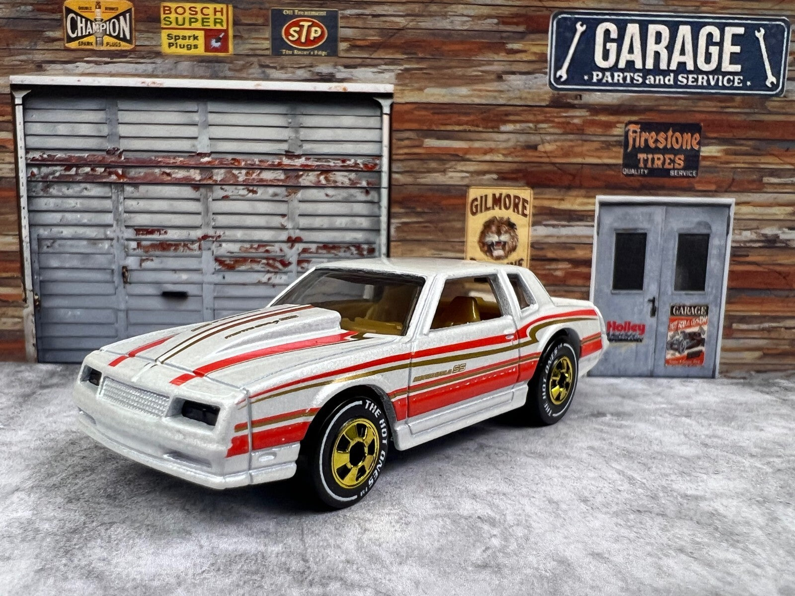 🇺🇸🇺🇸Hot Wheels The Hot Ones Monte Carlo SS Chase White 🇺🇸🇺🇸