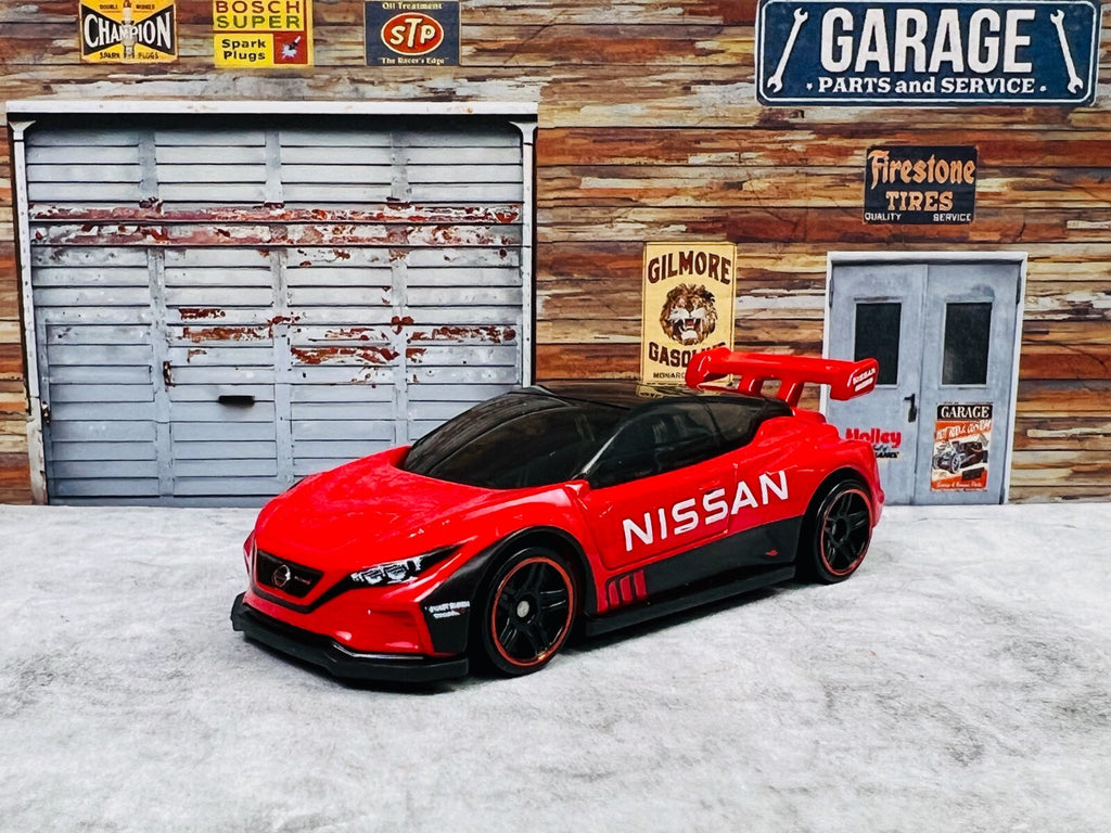 🎌🎌Hot Wheels HW Modified Nissan Leaf Nismo RC 02 Red C18🎌🎌🎌
