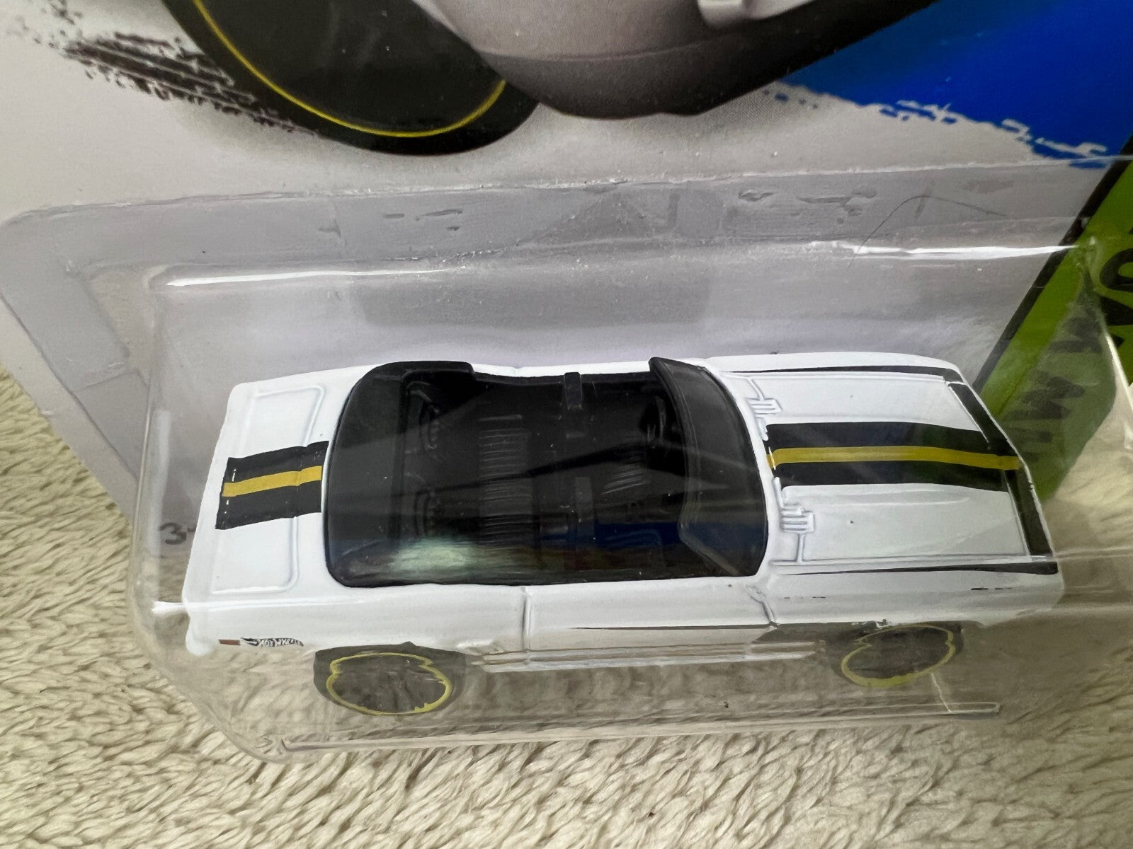 🔥🔥🔥🔥Hot Wheels HW Workshop 69 Camaro Convertible White HW12🔥🔥🔥🔥