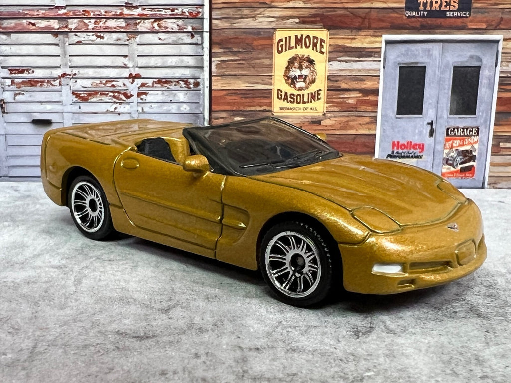 🔥🔥🔥Matchbox 2000 Chevy Corvette TM GM 1:60 Scale Diecast Gold C15🔥🔥🔥