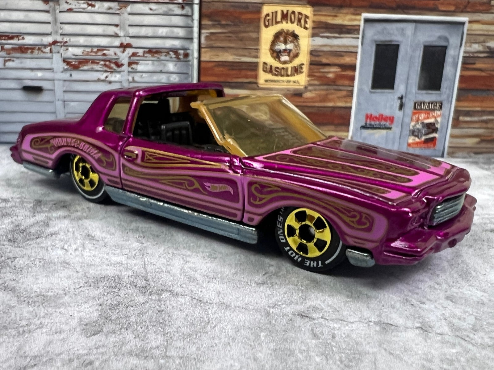 🔥🔥🔥Hot Wheels The Hot Ones Montezooma Chase Multi-Color 🔥🔥🔥