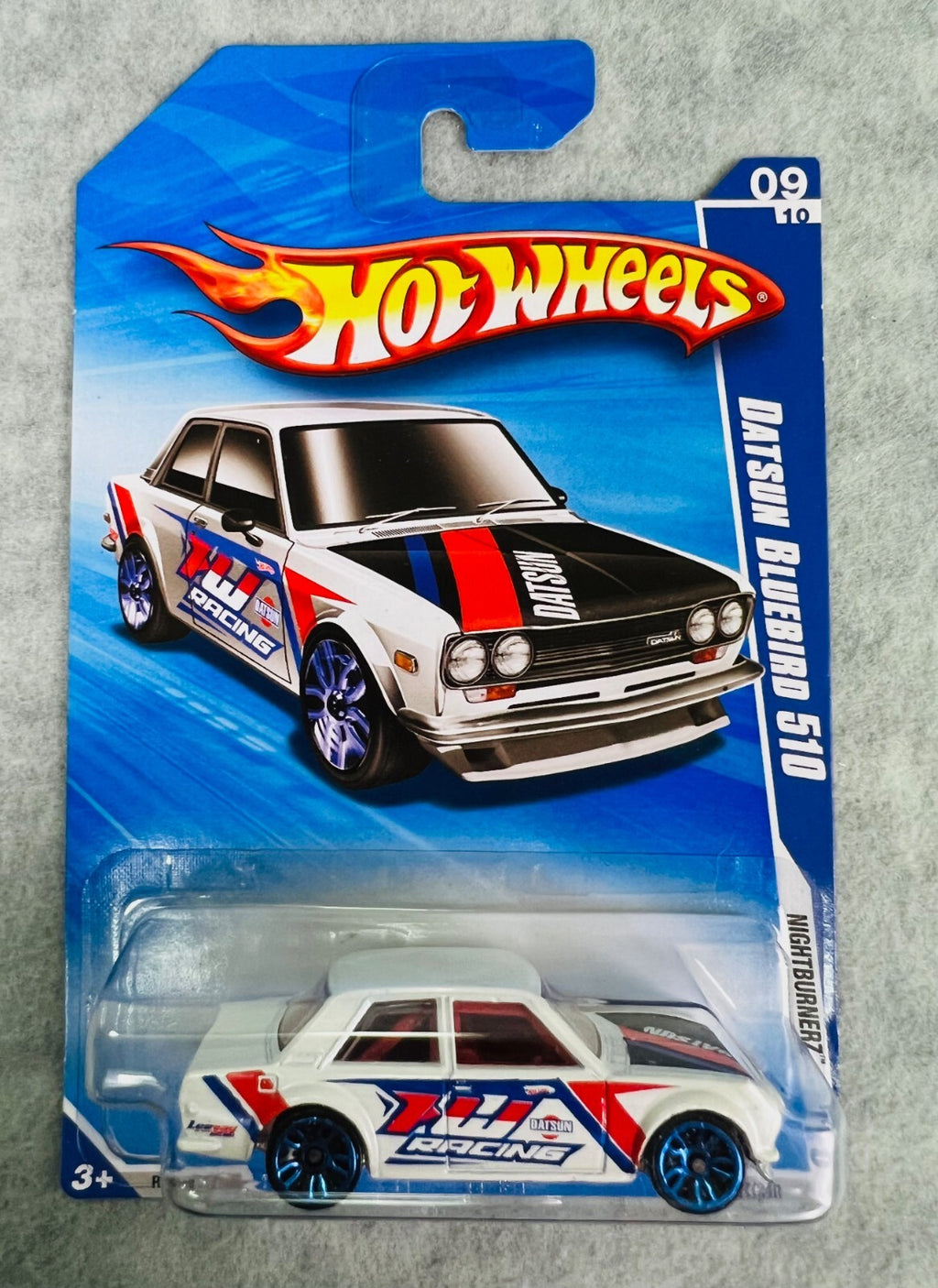 🎌🎌🎌Hot Wheels Nightburnerz Datsun Bluebird 510 White HW21🎌🎌🎌