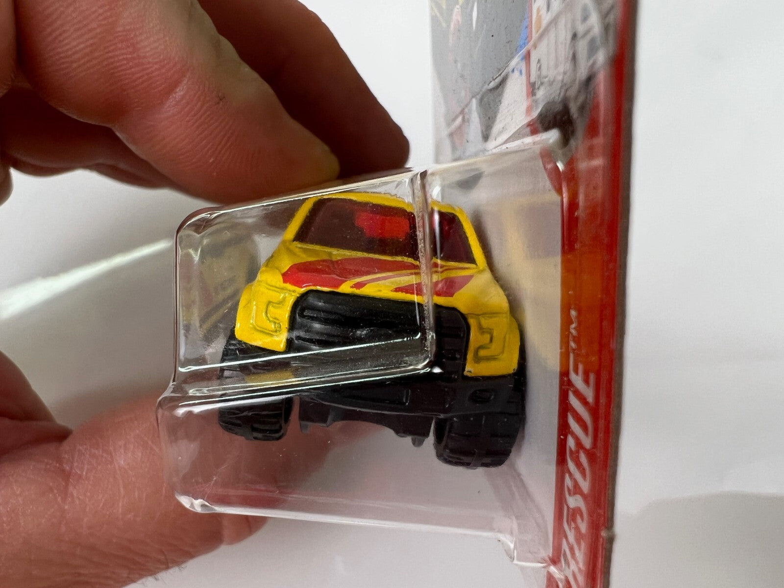 🇺🇸🇺🇸🇺🇸🇺🇸Hot Wheels -HW Rescue '15Ford F-150 Yellow HW06🇺🇸🇺🇸🇺🇸🇺🇸