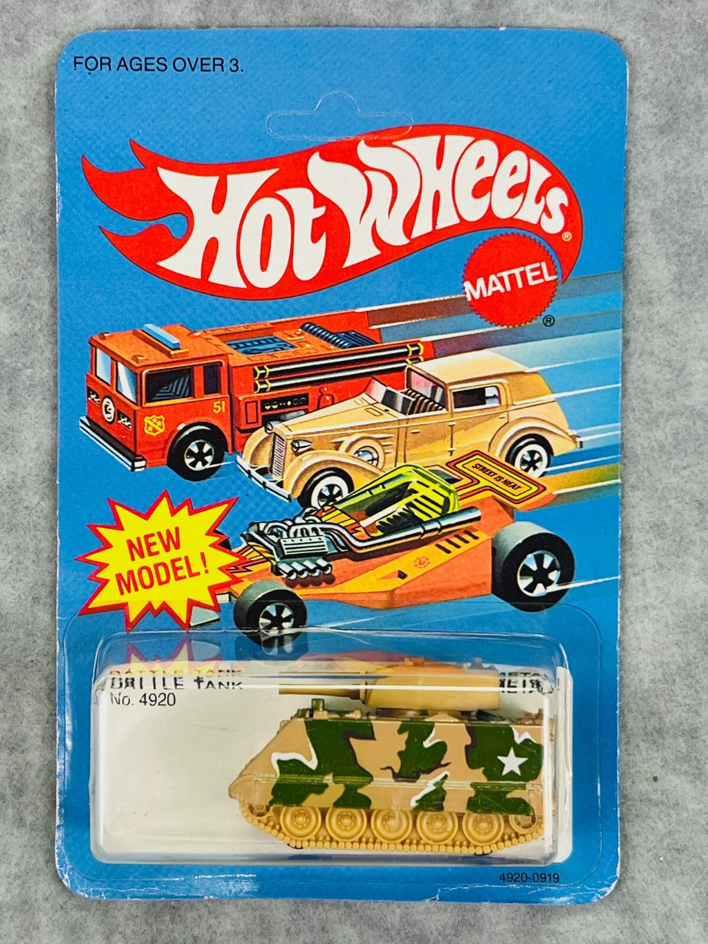 🇺🇸🇺🇸🇺🇸 Hot Wheels Battle Tank #4920 1983 H11🇺🇸🇺🇸🇺🇸