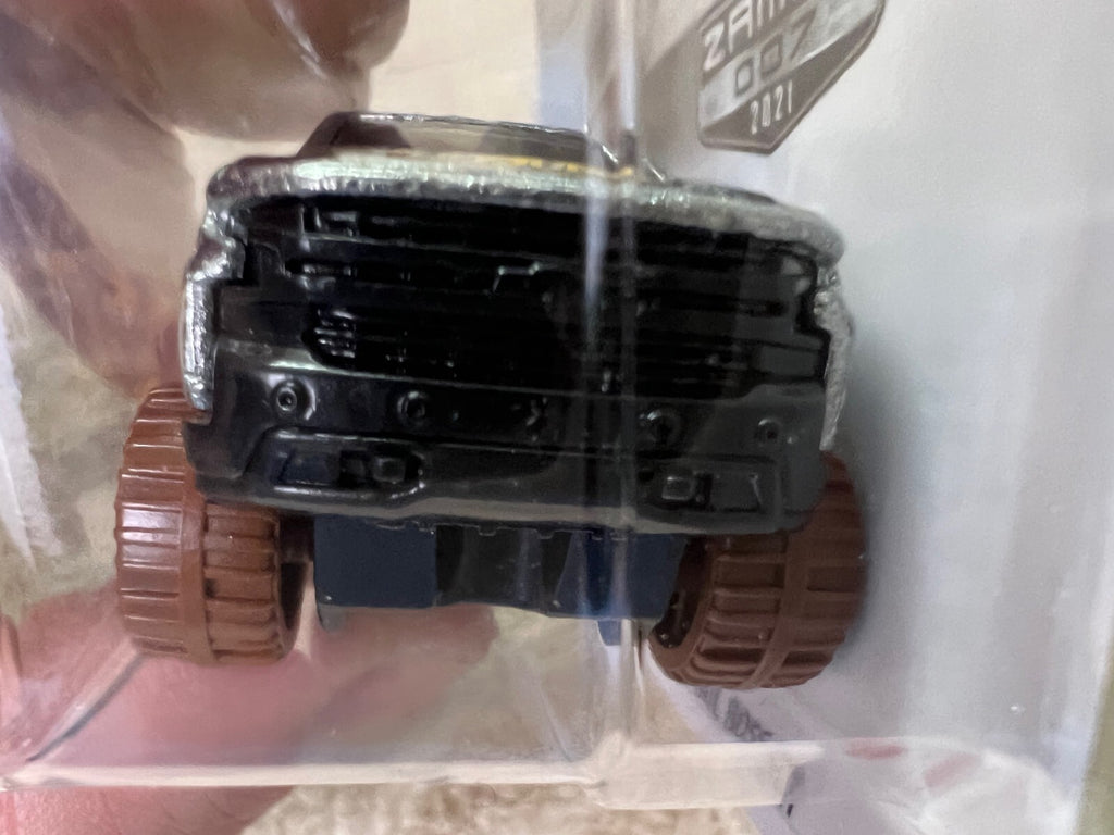 🔥Hot Wheels Walmart Exclusive ZAMAC '19 Chevy Silverado Trail Boss LT HW05🔥