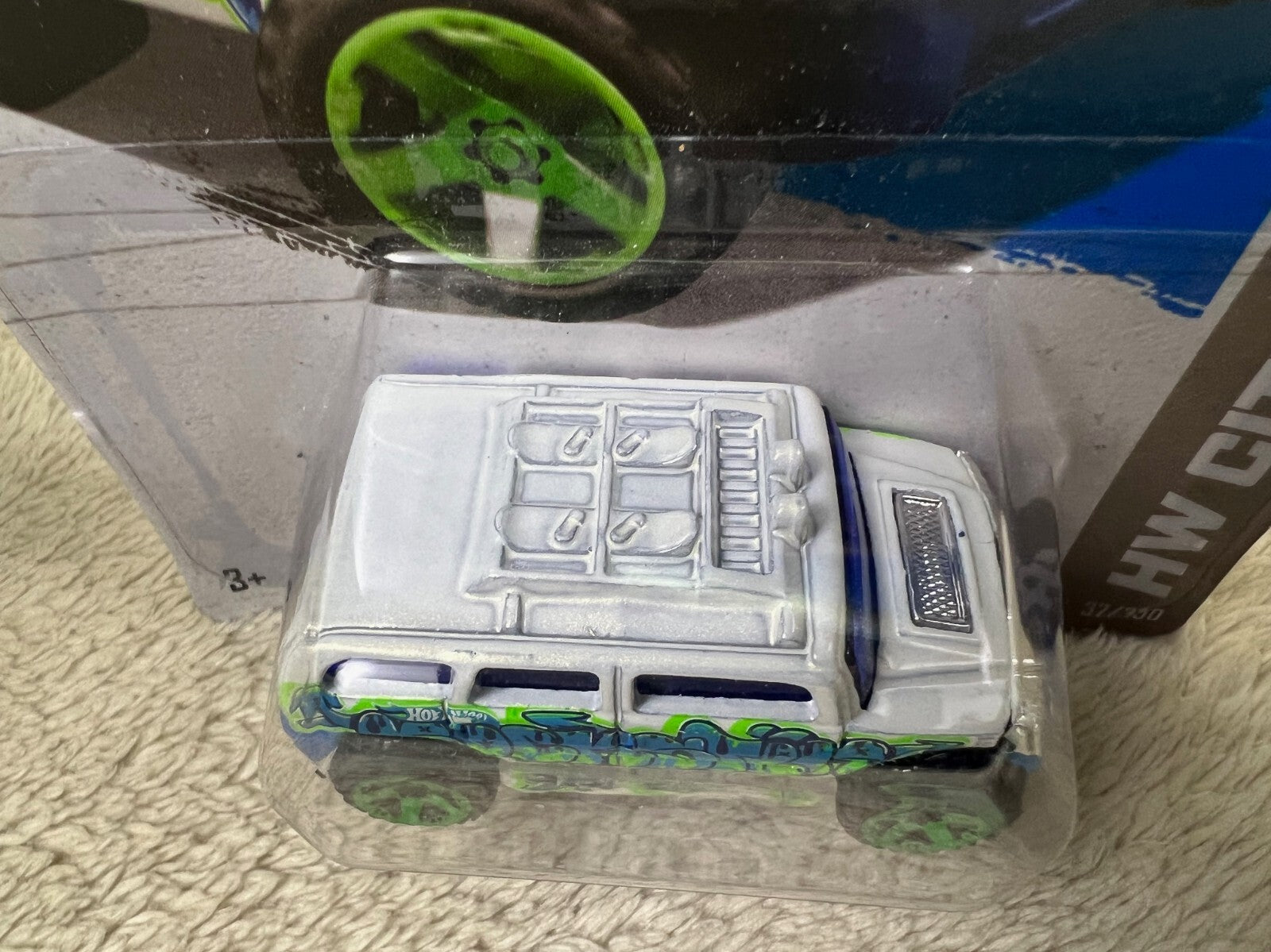 🔥🔥🔥🔥Hot Wheels Rockster HW City 37/250 Graffiti Rides HW12🔥🔥🔥🔥