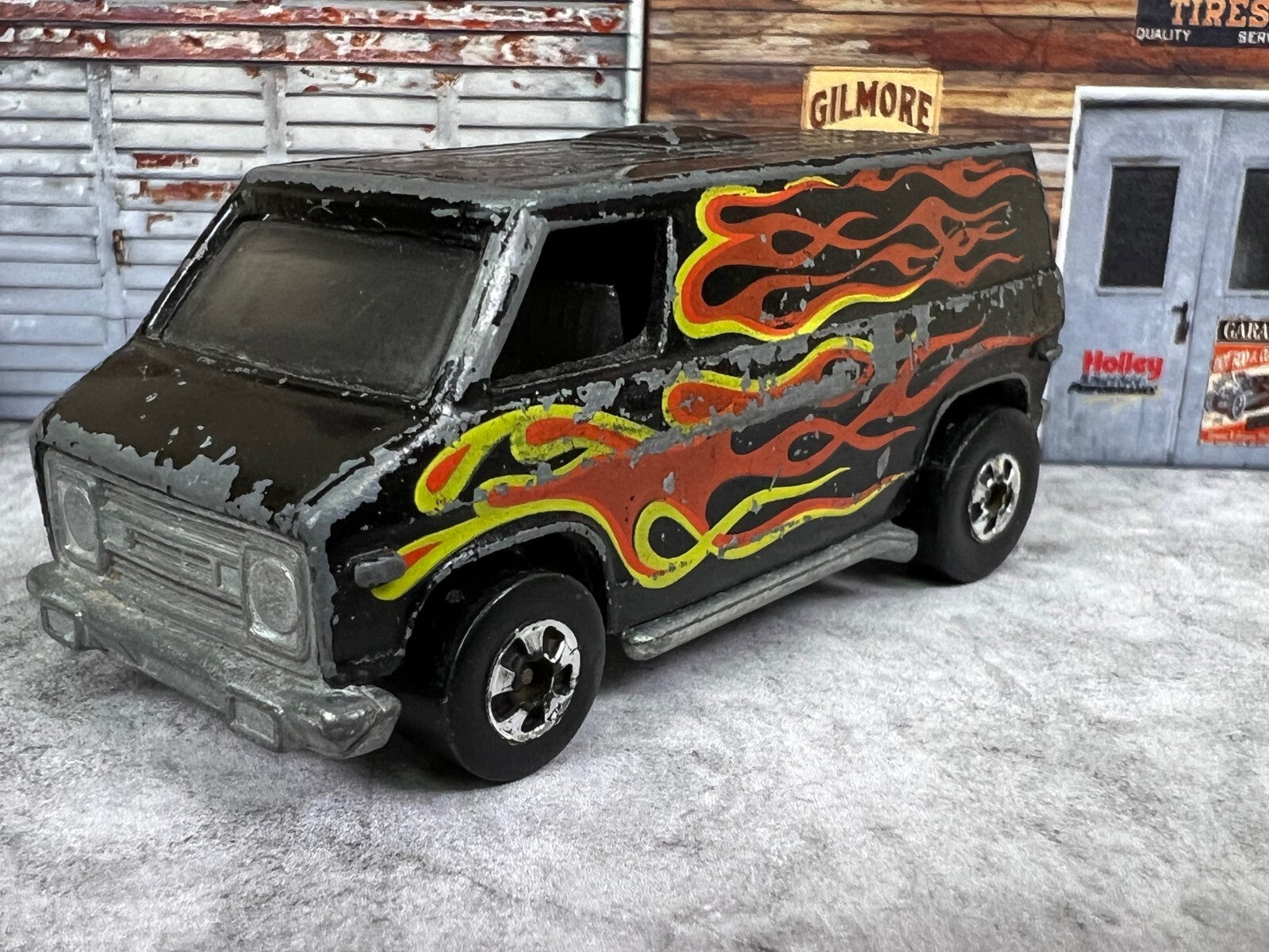 🔥Mattel Hot Wheels Redline Flying Colors Black Super Van Hong Kong 1974 C1🔥