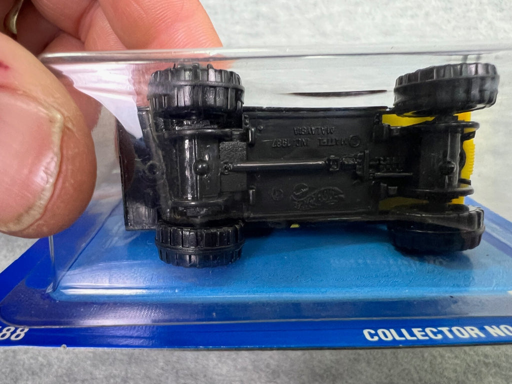 🔥🔥Hotwheels Nissan Hardbody 4x4 Pickup Truck Black BCT Wheel Variation H21🔥🔥
