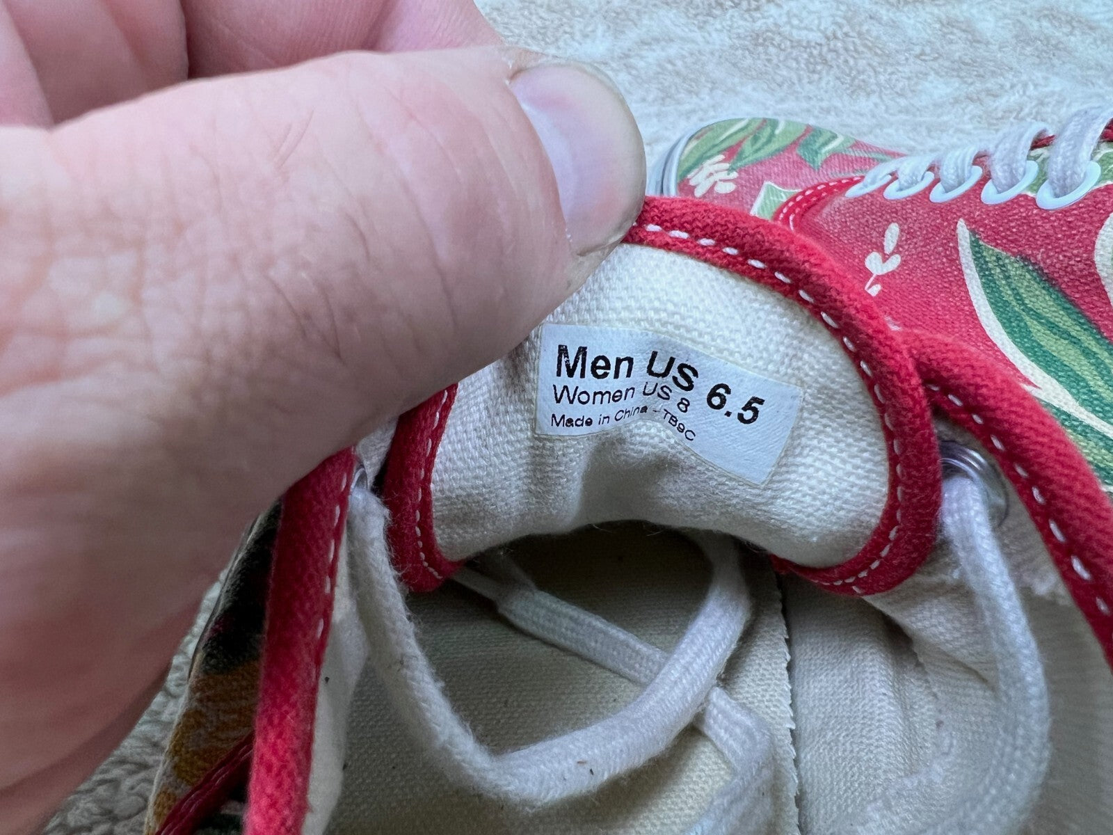 🔥🔥Vans Doren Red Hawaiian Floral Print Canvas Shoes Size Men 6.5 Women 8🔥🔥