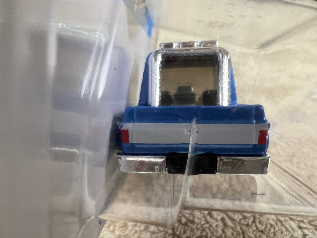 🇺🇸Hot Wheels Toon'd '83 Chevy Silverado Tooned Series  Blue NEW HW05🇺🇸