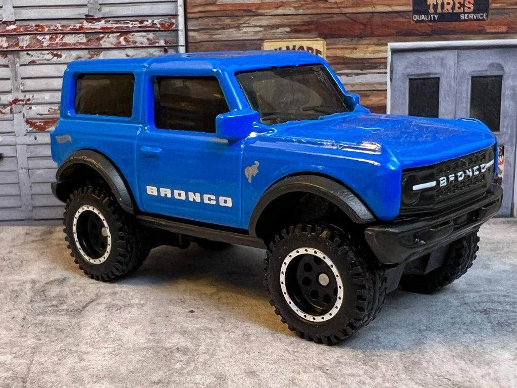 🔥🔥HOT WHEELS  NEW CASTING ‘21 FORD BRONCO THEN AND NOW C7🔥🔥