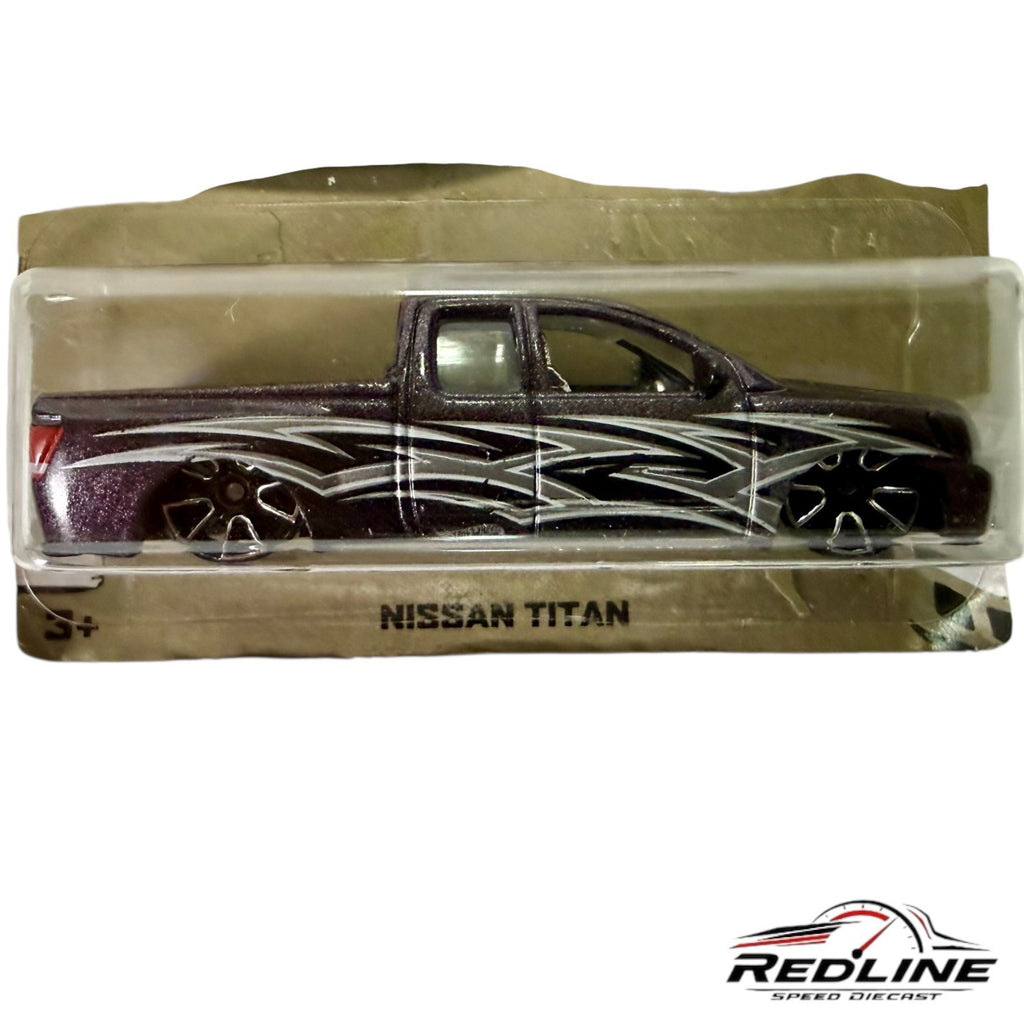 🎌🎌Hot Wheels Nissan Titan Exclusive Purple  5/8 H21🎌🎌