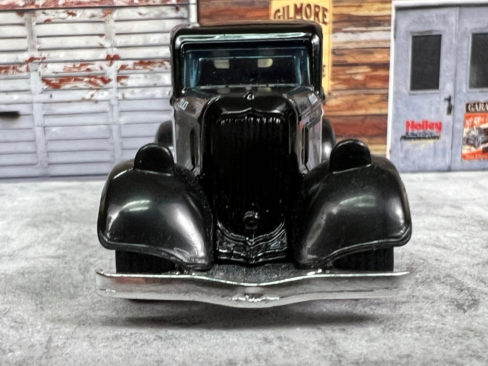 🔥MATCHBOX  1933 PLYMOUTH SEDAN Metro City Police Car Custom Real Riders C13🔥