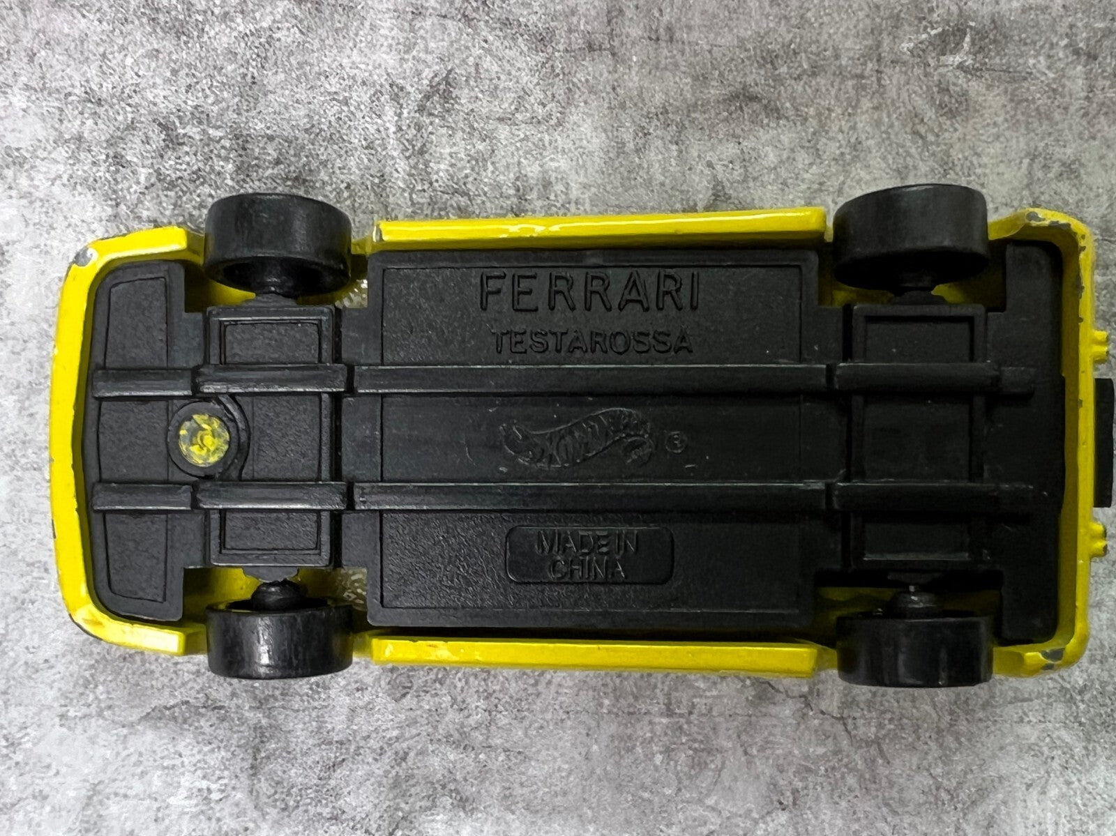 🇮🇹🇮🇹🇮🇹 Hot Wheels Exclusive Ferrari Testarossa Yellow C18🇮🇹🇮🇹🇮🇹