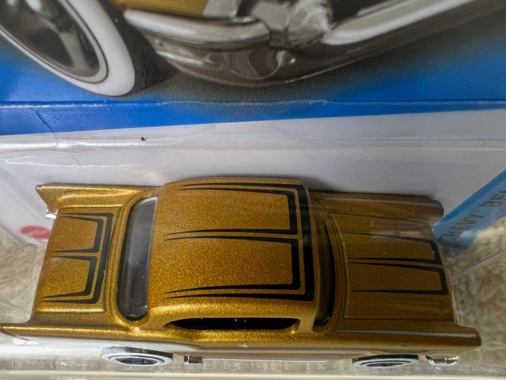 🇺🇸🇺🇸🇺🇸Hot Wheels 2022 HW Chevy Bel Air 3/5 Gold ‘57 Chevy HW05🇺🇸🇺🇸🇺🇸