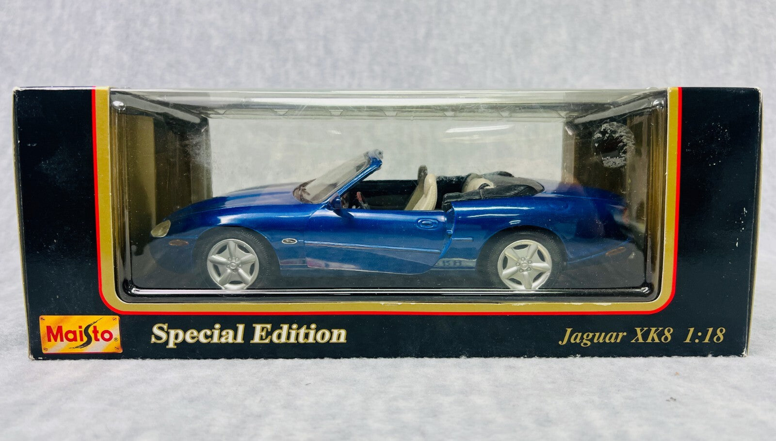 🇬🇧Maisto Special Edition Blue Jaguar XK8 Diecast Model 1996 Scale 1:18🇬🇧