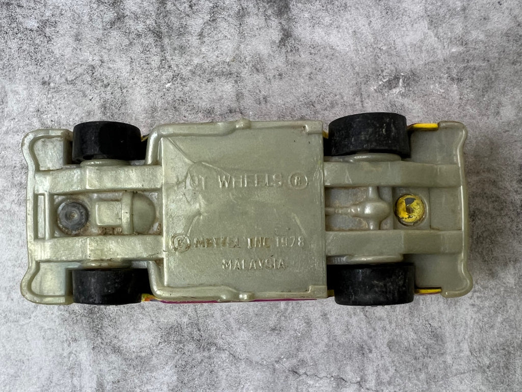 🔥🔥🔥🔥Hot Wheels 1957 Chevy Yellow 1978 Malaysia C7🔥🔥🔥🔥