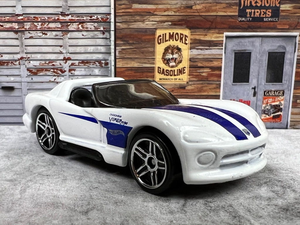 🔥🔥🔥Hot Wheels White Blue Stripes '92 Dodge Viper RT/10 c15🔥🔥🔥