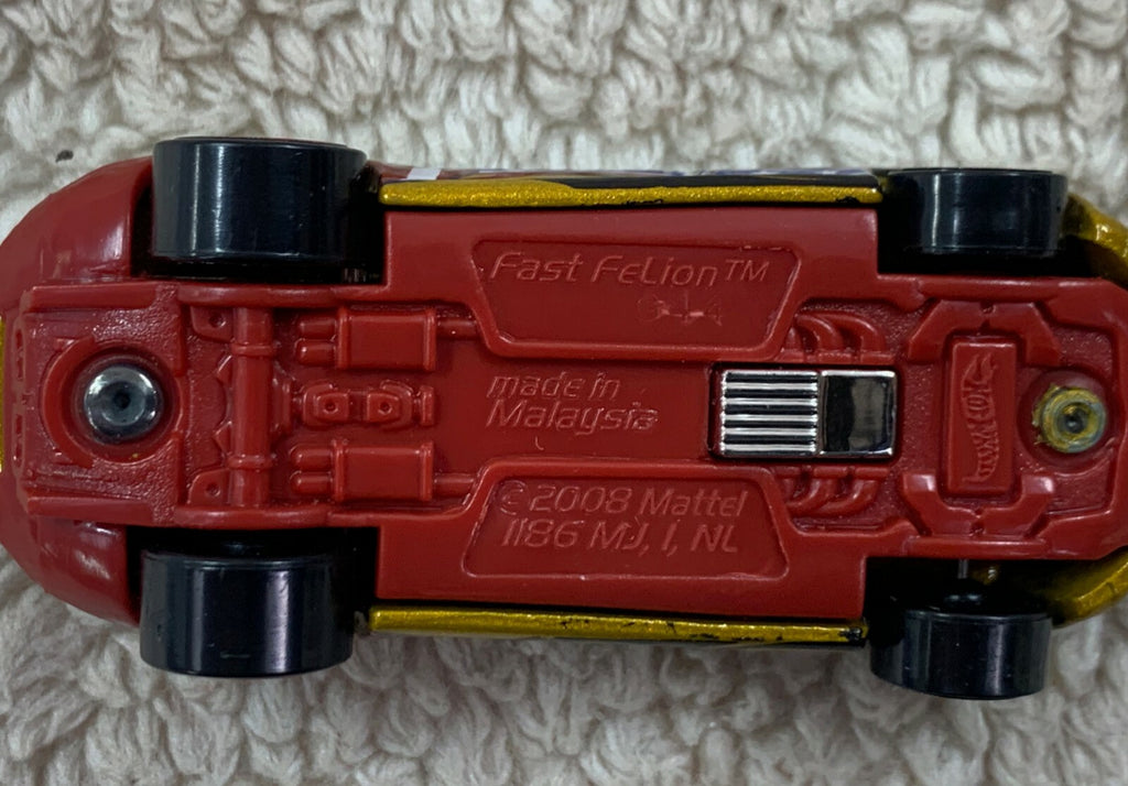 **********Hot Wheels FAST FELION Gold HIDDEN TREASURE HUNT HW City HW05*********